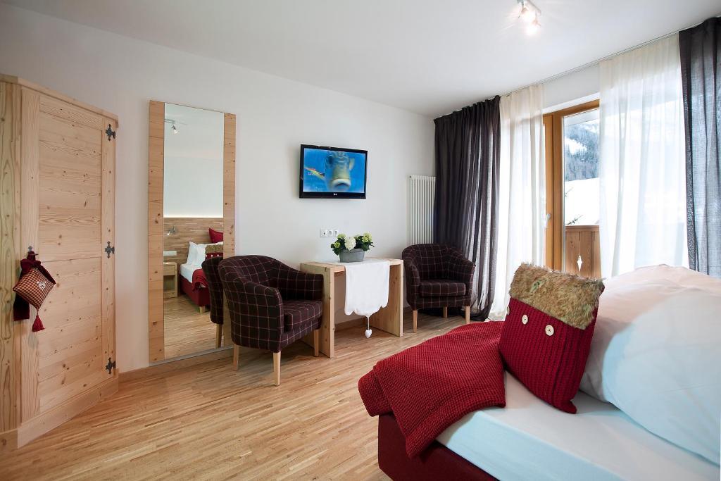 Hotel Italia Корвара ин Бадия Стая снимка